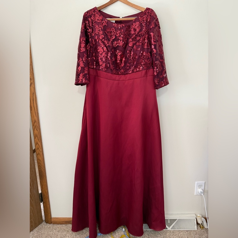 Azazie wine colored 3/4 sleeve with sequin top long dress in size 18